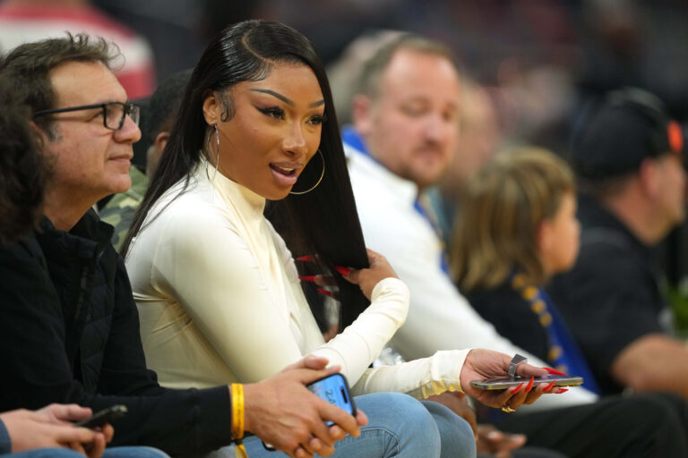 Megan Thee Stallion and Klay Thompson’s Breakup: What Cheating Allegations Reveal Megan Thee Stallion and Klay Thompson’s Breakup: What Cheating Allegations Reveal
