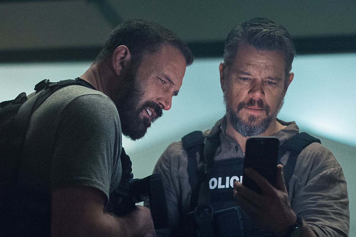Miami Police Sue Matt Damon and Ben Affleck for ‘Dirty’ Depictions in New Netflix Film Miami Police Sue Matt Damon and Ben Affleck for ‘Dirty’ Depictions in New Netflix Film
