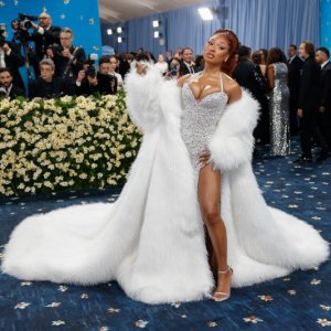 Megan Thee Stallion Makes a Dazzling Return to Broadway in ‘Moulin Rouge!’ Megan Thee Stallion Makes a Dazzling Return to Broadway in ‘Moulin Rouge!’