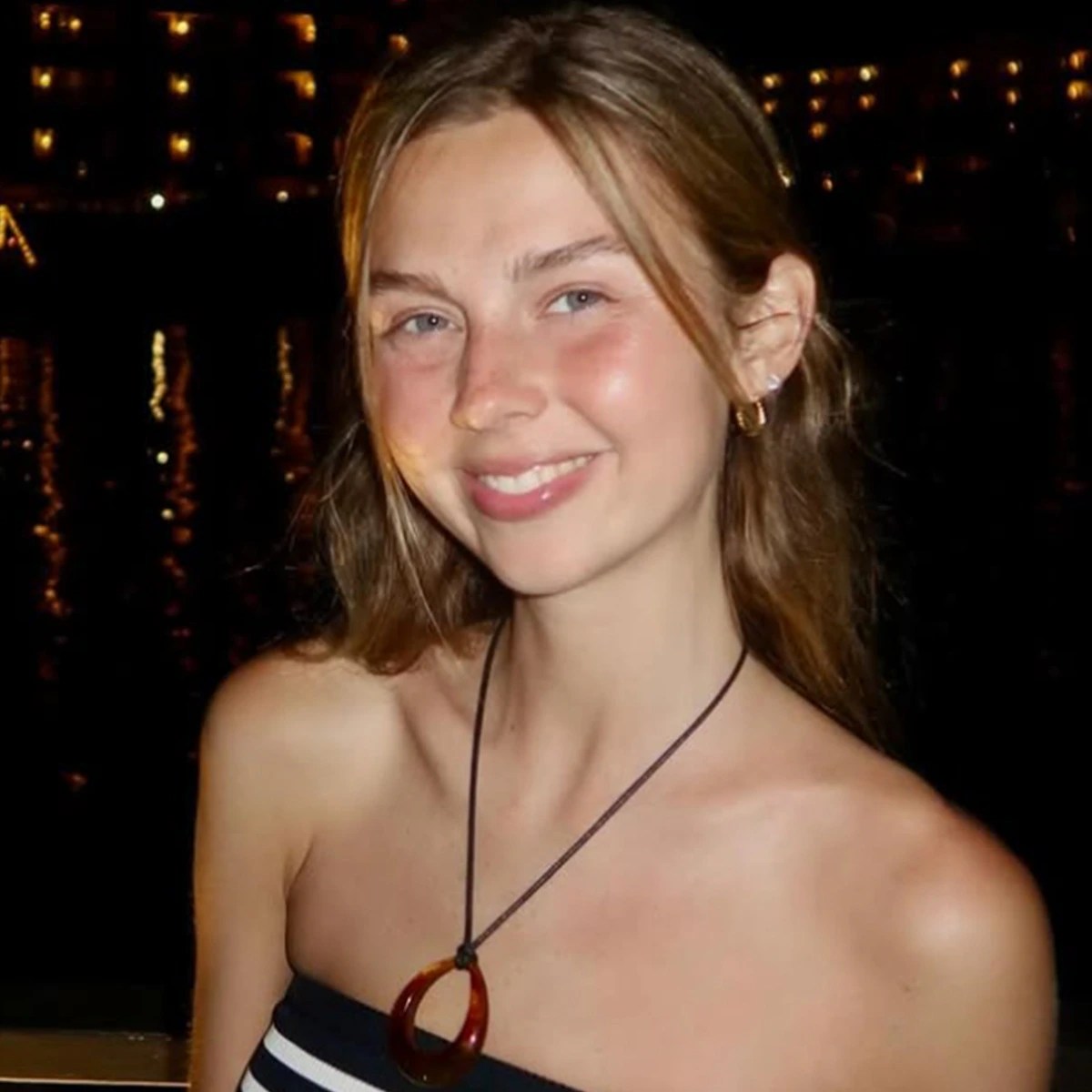 TikToker Sydney Towle Shares Heartbreaking Update on Cancer Journey at Age 25 TikToker Sydney Towle Shares Heartbreaking Update on Cancer Journey at Age 25
