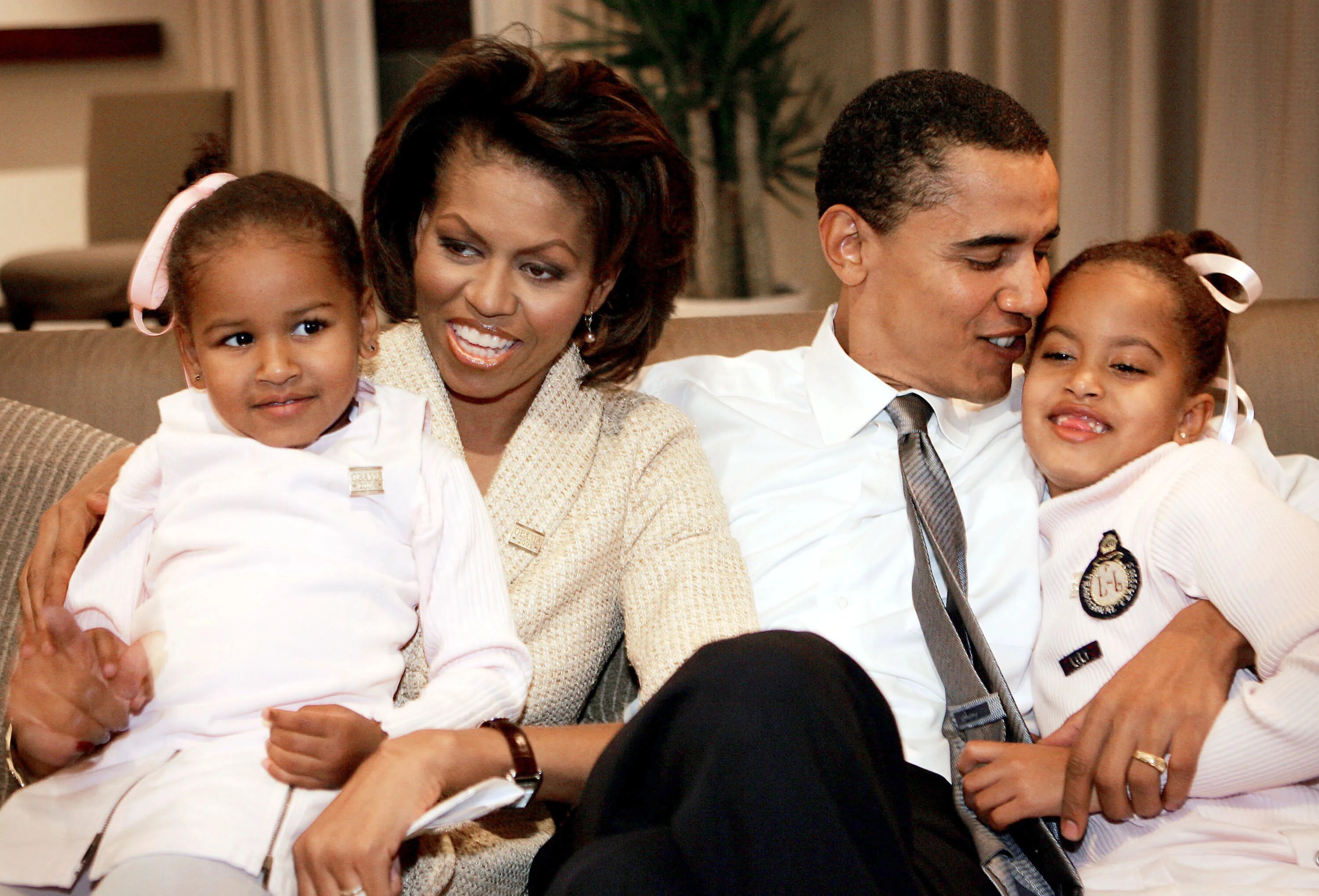 Michelle Obama Says One Of Her Daughters Was ‘Difficult’ For Barack — Here’s Why Michelle Obama Says One Of Her Daughters Was ‘Difficult’ For Barack — Here’s Why