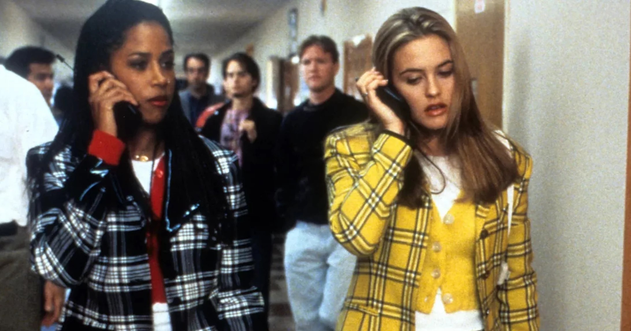 25 DIY Halloween Costumes For Movie and TV Buffs 25 DIY Halloween Costumes For Movie and TV Buffs