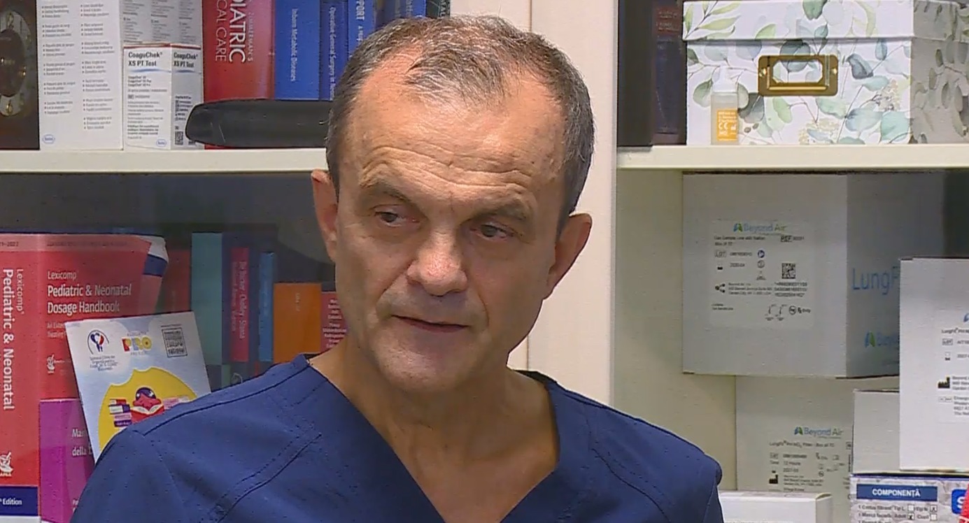 Secție ATI copii cu paturi reduse și echipamente medicale, evidențiind impactul lipsei asistenților medicali asupra mortalității nou-născuților. | sursa foto: News.ro Secție ATI copii cu paturi reduse și echipamente medicale, evidențiind impactul lipsei asistenților medicali asupra mortalității nou-născuților. | sursa foto: News.ro