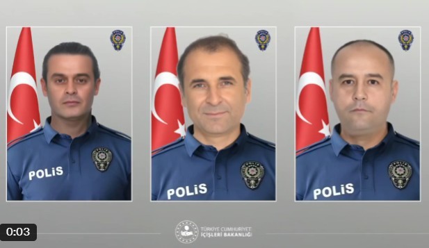 Polițiști turci în echipament tactic în timpul unei operațiuni poliție împotriva Statului Islamic Turcia după atac terorist în Ialova. | sursa foto: News.ro Polițiști turci în echipament tactic în timpul unei operațiuni poliție împotriva Statului Islamic Turcia după atac terorist în Ialova. | sursa foto: News.ro
