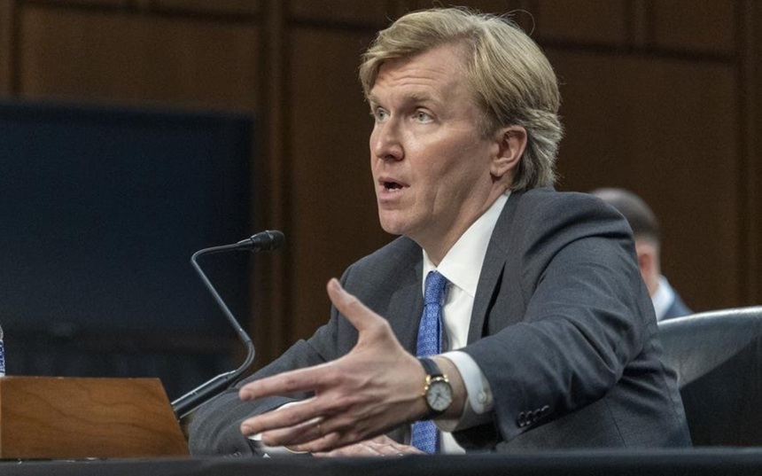 Subsecretarul american Elbridge Colby la audieri în Senat discutând uciderea Khamenei, operaţiuni israeliene și capacităţi militare Iran în Orientul Mijlociu | sursa foto: News.ro Subsecretarul american Elbridge Colby la audieri în Senat discutând uciderea Khamenei, operaţiuni israeliene și capacităţi militare Iran în Orientul Mijlociu | sursa foto: News.ro