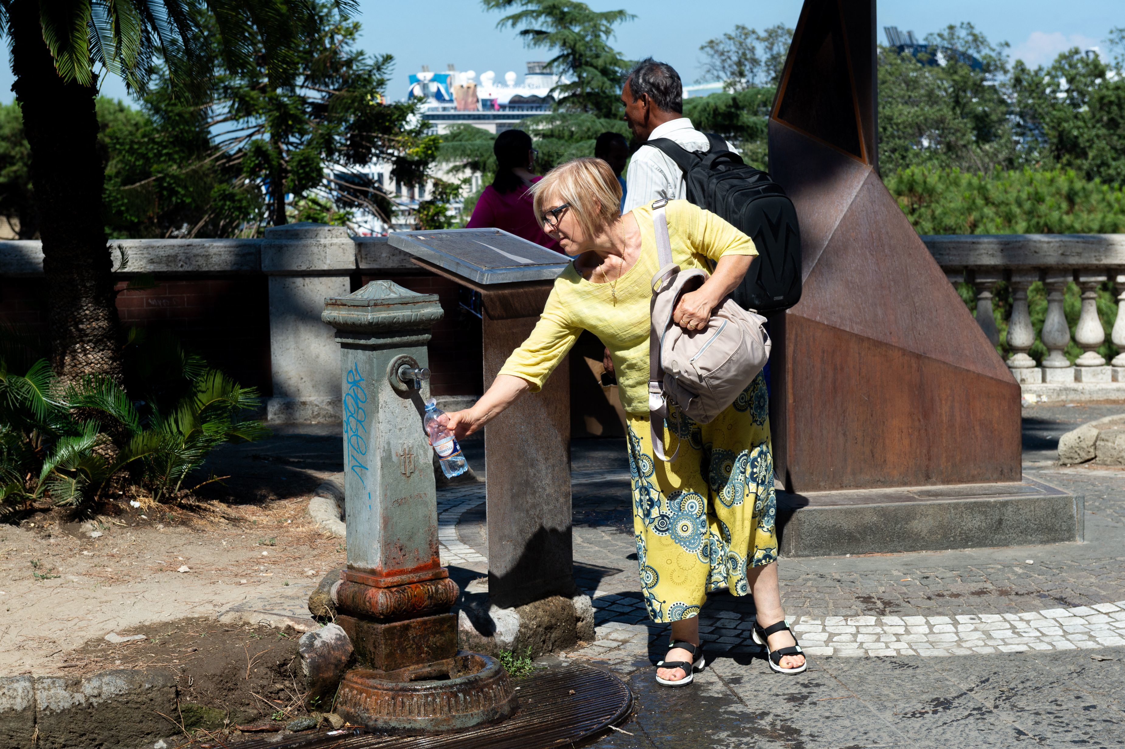 Harta Europei cu zone afectate de val de căldură Europa, evidențiind decese în exces și impactul schimbărilor climatice din iunie 2023. | sursa foto: News.ro Harta Europei cu zone afectate de val de căldură Europa, evidențiind decese în exces și impactul schimbărilor climatice din iunie 2023. | sursa foto: News.ro