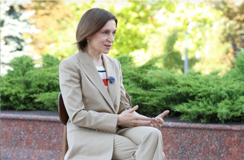 Maia Sandu vorbind la un eveniment oficial despre influența rusă și conflictul transnistrean în contextul relațiilor Rusia Republica Moldova. | sursa foto: News.ro Maia Sandu vorbind la un eveniment oficial despre influența rusă și conflictul transnistrean în contextul relațiilor Rusia Republica Moldova. | sursa foto: News.ro