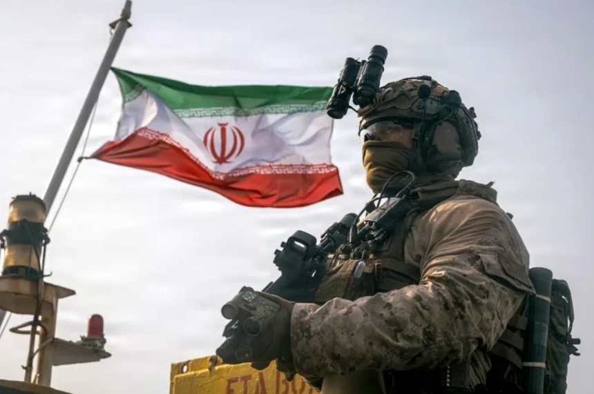 Drone militare iraniene în zbor deasupra Strâmtorii Ormuz în timpul atacului cu drone al Gardienilor Revoluției asupra bazei americane Al Minhad. | sursa foto: News.ro Drone militare iraniene în zbor deasupra Strâmtorii Ormuz în timpul atacului cu drone al Gardienilor Revoluției asupra bazei americane Al Minhad. | sursa foto: News.ro