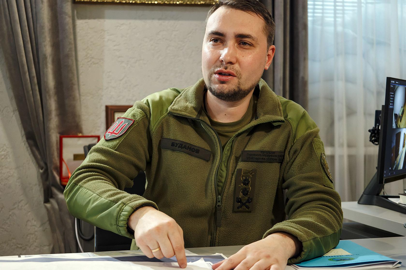 Kirilo Budanov vorbind la conferință în Kiev despre negocieri pace Ucraina în format trilateral și arhitectura securitate Europa. | sursa foto: News.ro Kirilo Budanov vorbind la conferință în Kiev despre negocieri pace Ucraina în format trilateral și arhitectura securitate Europa. | sursa foto: News.ro