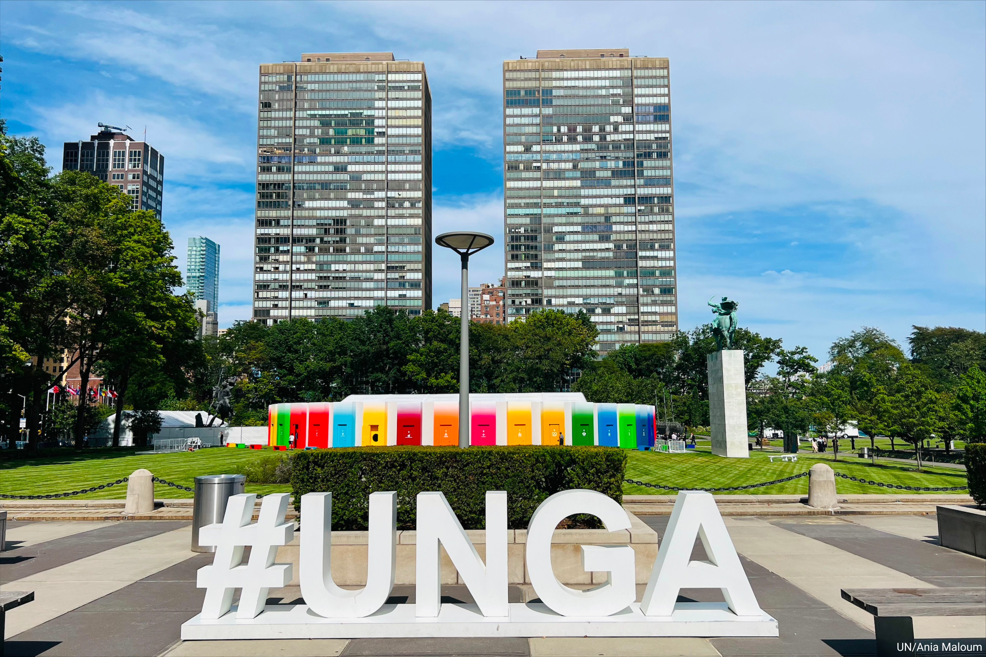 Sala plenară a Adunării Generale ONU cu lideri mondiali pregătiți să discute inteligență artificială și conflictul Sudan în New York | sursa foto: News.ro Sala plenară a Adunării Generale ONU cu lideri mondiali pregătiți să discute inteligență artificială și conflictul Sudan în New York | sursa foto: News.ro