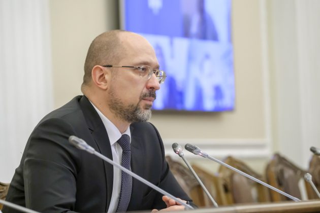 Tunel întunecat al metroului Kiev cu scări rulante oprite din cauza întreruperilor curent Ucraina și afectării infrastructurii energetice Ucraina. | sursa foto: Economica Tunel întunecat al metroului Kiev cu scări rulante oprite din cauza întreruperilor curent Ucraina și afectării infrastructurii energetice Ucraina. | sursa foto: Economica
