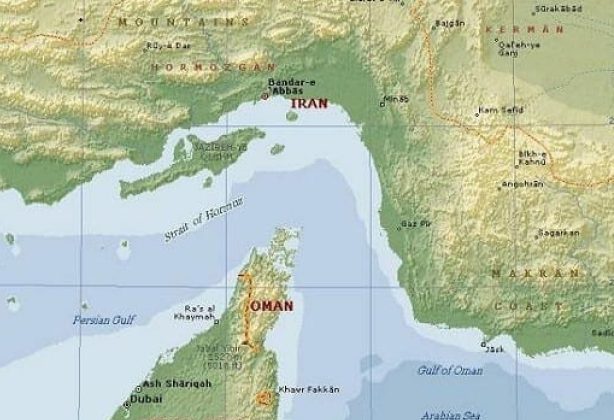 Harta detaliată a Strâmtorii Ormuz cu rutele nordice și sudice propuse în negocierile Iran-SUA privind conflictul din Marea Roșie și securitatea maritimă. | sursa foto: Economica Harta detaliată a Strâmtorii Ormuz cu rutele nordice și sudice propuse în negocierile Iran-SUA privind conflictul din Marea Roșie și securitatea maritimă. | sursa foto: Economica