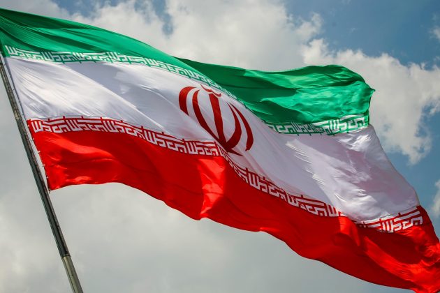 Nave militare americane și iraniene în Strâmtoarea Ormuz, în contextul conflictului Iran și mobilizării forțelor SUA în zonă. | sursa foto: Economica Nave militare americane și iraniene în Strâmtoarea Ormuz, în contextul conflictului Iran și mobilizării forțelor SUA în zonă. | sursa foto: Economica