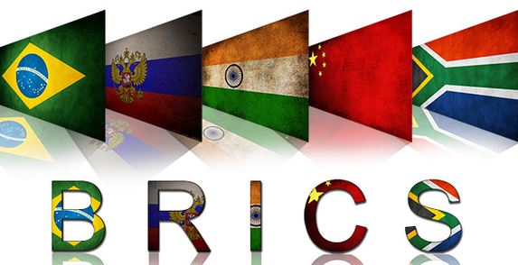 Liderii BRICS, inclusiv Narendra Modi și Vladimir Putin, discutând la summit BRICS India pe fondul tensiunilor Orientul Mijlociu și relațiilor India-Rusia. | sursa foto: Economica Liderii BRICS, inclusiv Narendra Modi și Vladimir Putin, discutând la summit BRICS India pe fondul tensiunilor Orientul Mijlociu și relațiilor India-Rusia. | sursa foto: Economica