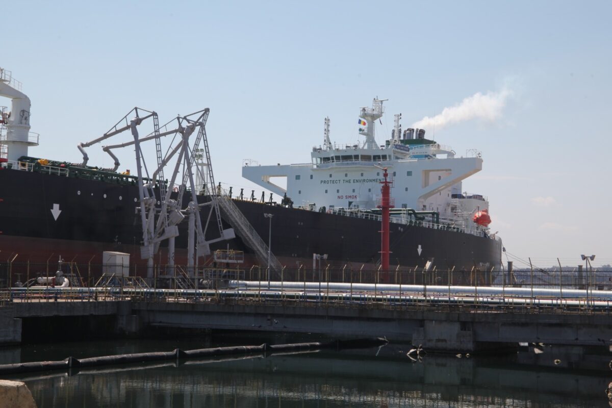 Harta Mării Negre cu porturi din România, Bulgaria și Rusia evidențiind interdicție nave Rusia și restricții acces ape teritoriale pentru nave din porturi România Bulgaria. | sursa foto: G4Media Harta Mării Negre cu porturi din România, Bulgaria și Rusia evidențiind interdicție nave Rusia și restricții acces ape teritoriale pentru nave din porturi România Bulgaria. | sursa foto: G4Media