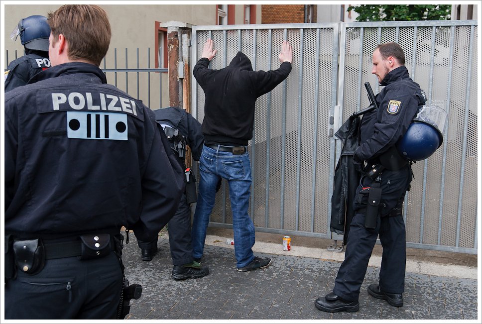Grafic oficial al infracțiunilor motivate politic Germania în 2025, evidențiind creșterea extremismului de stânga și spionaj crescut în țară. | sursa foto: G4Media Grafic oficial al infracțiunilor motivate politic Germania în 2025, evidențiind creșterea extremismului de stânga și spionaj crescut în țară. | sursa foto: G4Media