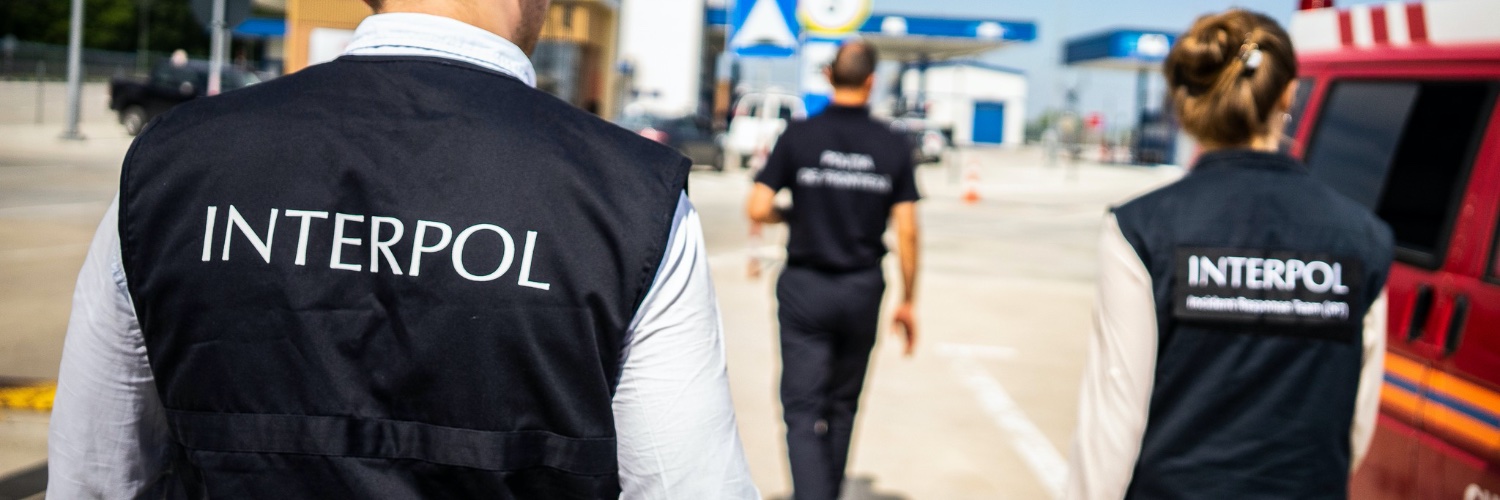 Ofițeri Interpol în timpul unei conferințe de presă privind operațiunea Interpol contra criminalității cibernetice Africa și fraude online în 16 țări africane | sursa foto: G4Media Ofițeri Interpol în timpul unei conferințe de presă privind operațiunea Interpol contra criminalității cibernetice Africa și fraude online în 16 țări africane | sursa foto: G4Media