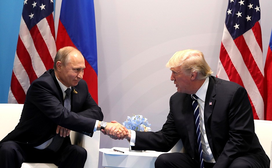 Drone militare rusești în zbor nocturn în timpul atacului asupra Ucrainei după armistițiul energetic anunțat de Trump și Putin. | sursa foto: G4Media Drone militare rusești în zbor nocturn în timpul atacului asupra Ucrainei după armistițiul energetic anunțat de Trump și Putin. | sursa foto: G4Media