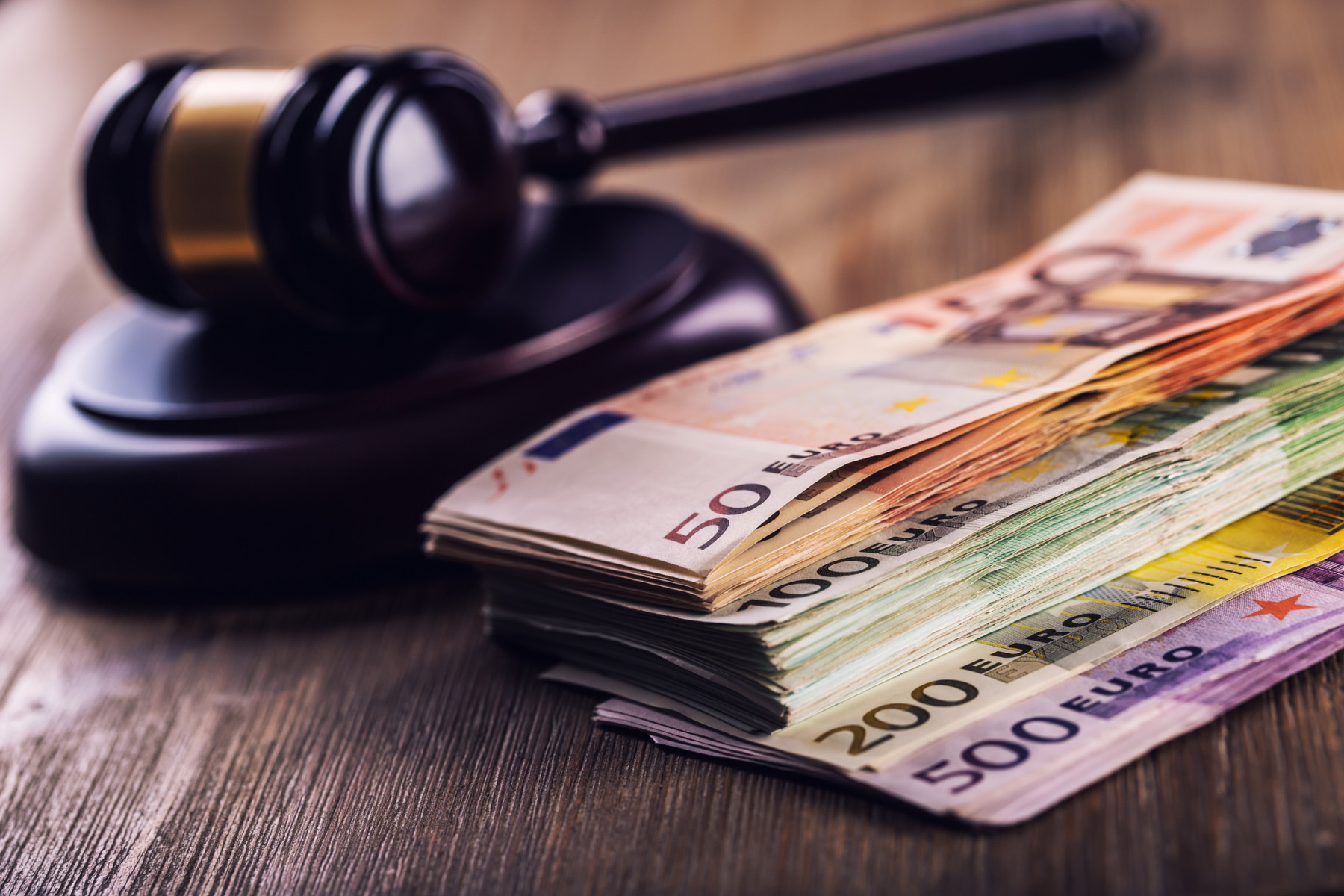 Ilie Bolojan discutând despre Legea integrității și așteptând răspunsul Comisiei Europene privind mandatul primar Dominic Fritz la Timișoara. | sursa foto: G4Media Ilie Bolojan discutând despre Legea integrității și așteptând răspunsul Comisiei Europene privind mandatul primar Dominic Fritz la Timișoara. | sursa foto: G4Media