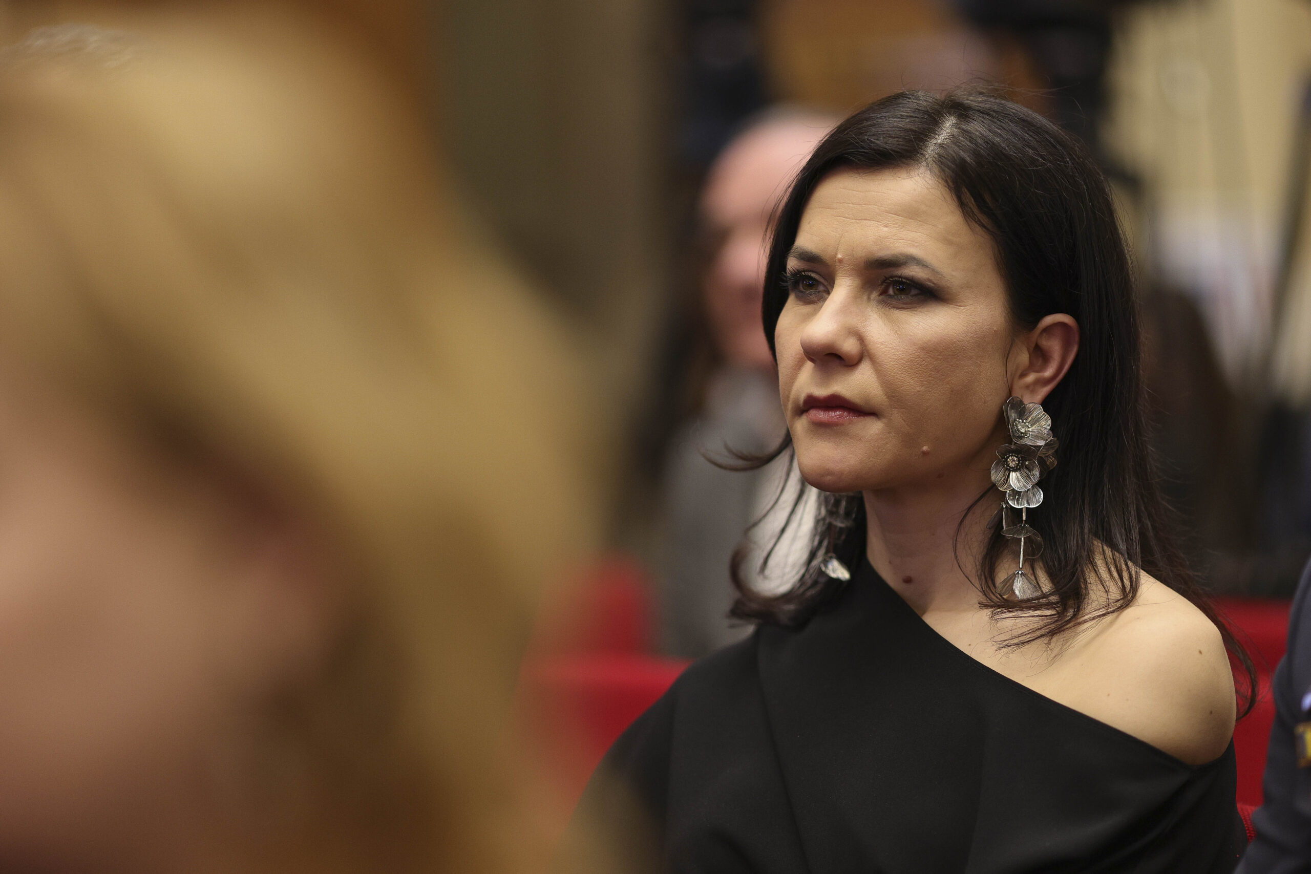 Procuroarea generală Cristina Chiriac în timpul unei declarații oficiale privind cazul viol episcop Huși, Parchetul General România analizând dosarul. | sursa foto: G4Media Procuroarea generală Cristina Chiriac în timpul unei declarații oficiale privind cazul viol episcop Huși, Parchetul General România analizând dosarul. | sursa foto: G4Media
