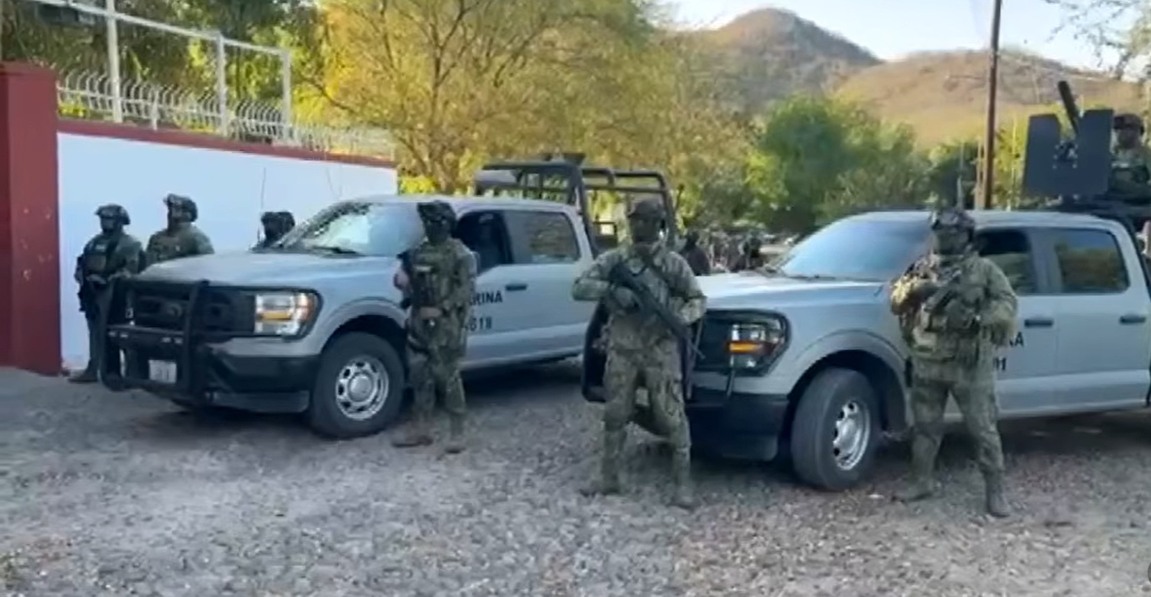 Președintele Lula da Silva discutând cu oficiali brazilieni despre tensiuni diplomatice legate de forța militară SUA Brazilia și grupări criminale teroriste. | sursa foto: G4Media Președintele Lula da Silva discutând cu oficiali brazilieni despre tensiuni diplomatice legate de forța militară SUA Brazilia și grupări criminale teroriste. | sursa foto: G4Media