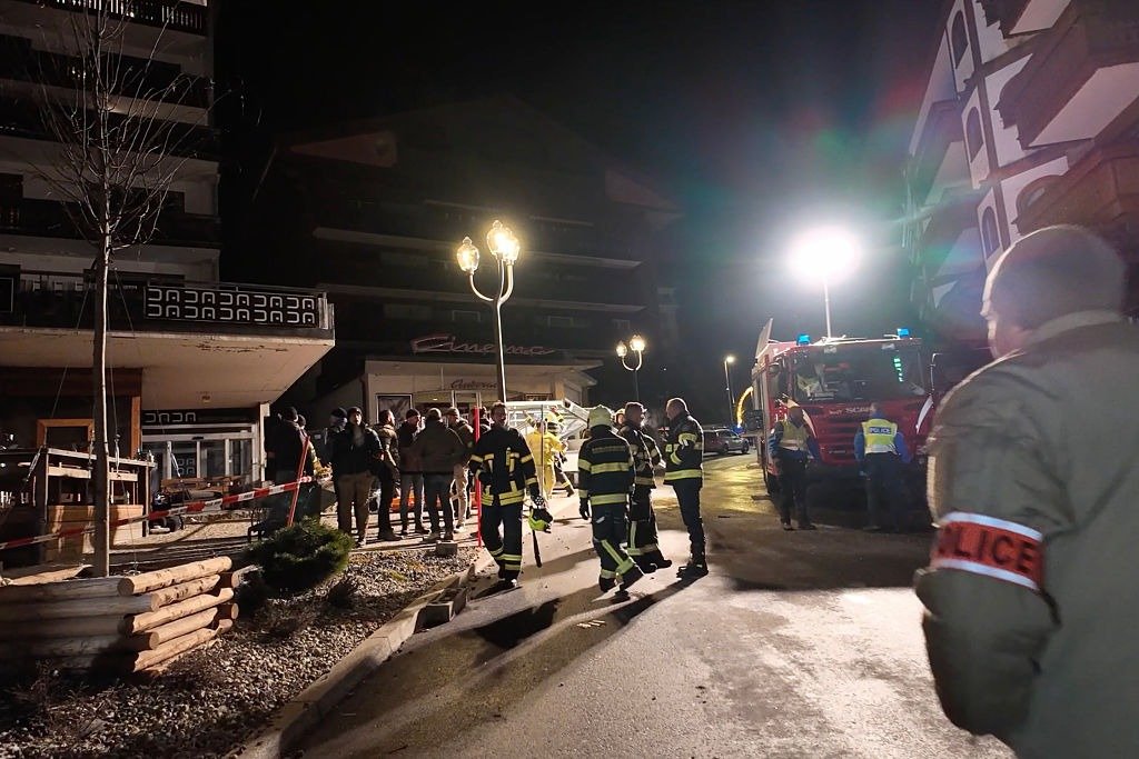 Tahirys Dos Santos, fotbalistul cu arsuri grave, în spital după incendiul Crans-Montana de Revelion, primind îngrijiri medicale specializate. | sursa foto: Sport.ro Tahirys Dos Santos, fotbalistul cu arsuri grave, în spital după incendiul Crans-Montana de Revelion, primind îngrijiri medicale specializate. | sursa foto: Sport.ro