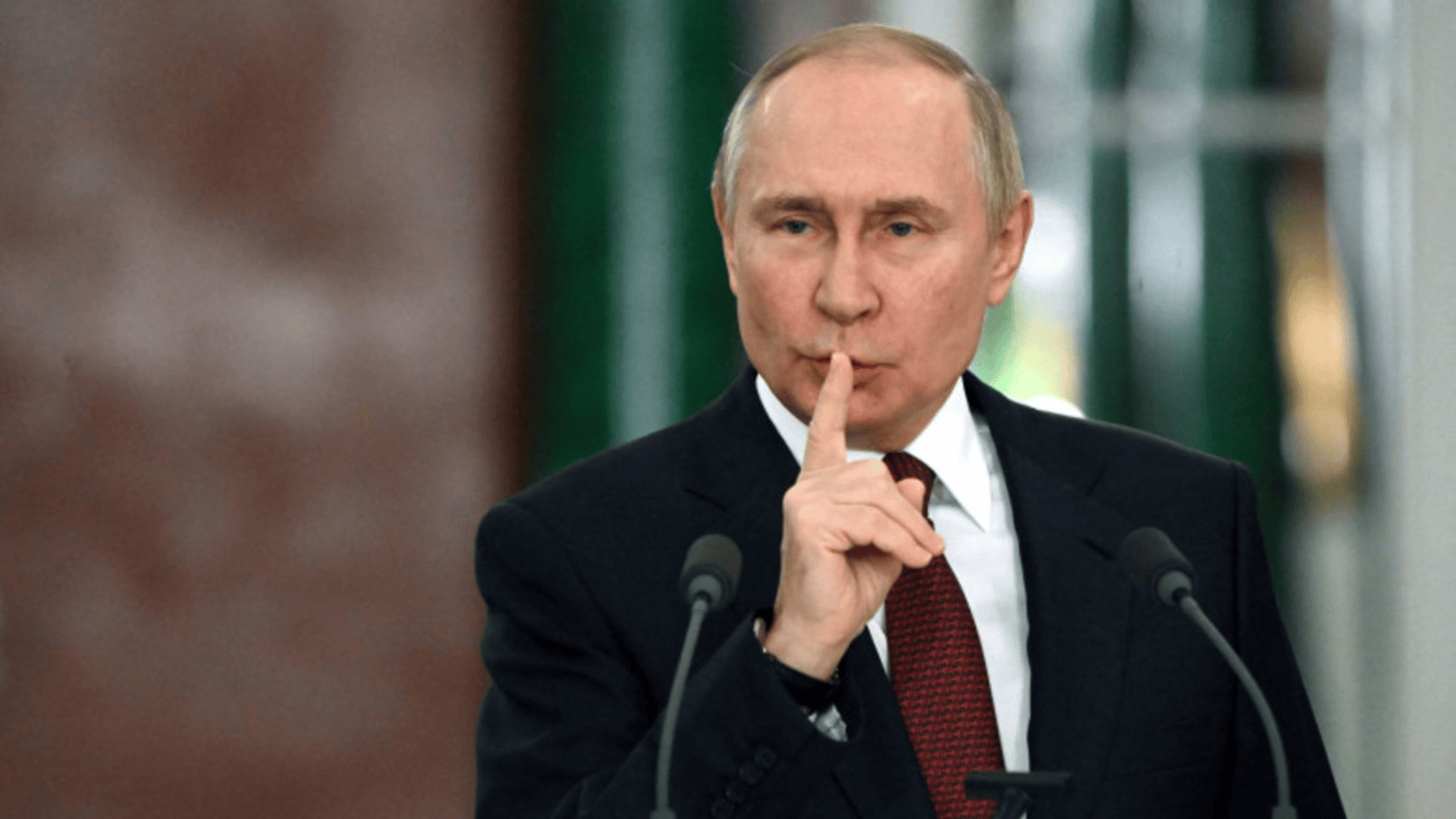 Rafinărie de petrol din Rusia avariată după atacuri ucrainene, evidențiind penurie combustibil Rusia și impactul război Ucraina Rusia. | sursa foto: Stiri pe Surse Rafinărie de petrol din Rusia avariată după atacuri ucrainene, evidențiind penurie combustibil Rusia și impactul război Ucraina Rusia. | sursa foto: Stiri pe Surse