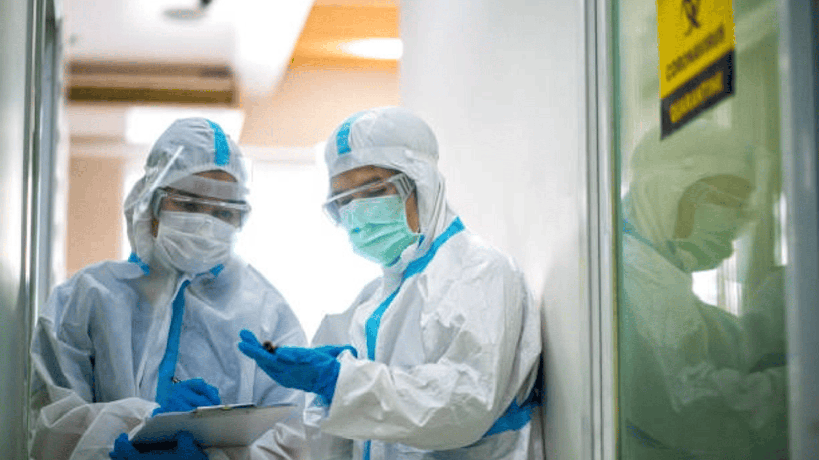 Harta RD Congo evidențiind zonele afectate de Ebola RD Congo, cu grafice ce arată mutații virus și răspândire epidemie rapidă în comunități. | sursa foto: Stiri pe Surse Harta RD Congo evidențiind zonele afectate de Ebola RD Congo, cu grafice ce arată mutații virus și răspândire epidemie rapidă în comunități. | sursa foto: Stiri pe Surse