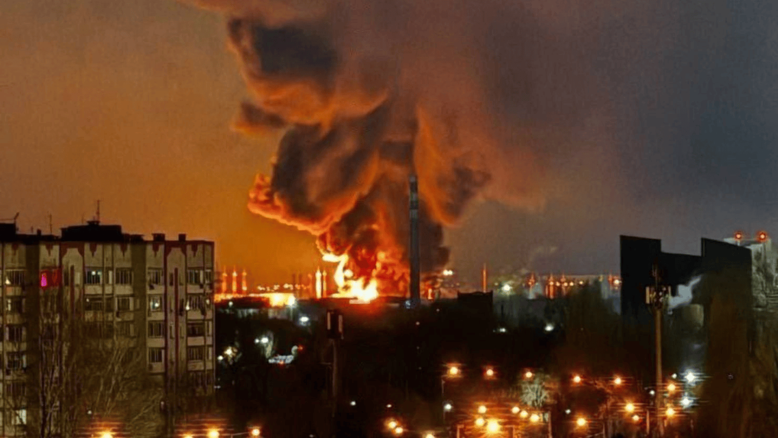 Explozie puternică în centrul Kievului în timpul atacului cu rachete balistice Ucraina, cu fum dens și victime atac Zaporojie raportate. | sursa foto: Stiri pe Surse Explozie puternică în centrul Kievului în timpul atacului cu rachete balistice Ucraina, cu fum dens și victime atac Zaporojie raportate. | sursa foto: Stiri pe Surse