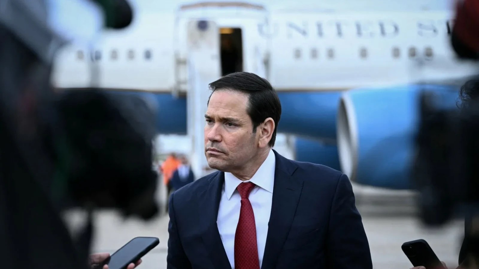 Secretarul de stat Marco Rubio discutând despre retragerea SUA de la negocierile Rusia Ucraina și medierea SUA în eforturi diplomatice Ucraina. | sursa foto: Stiri pe Surse Secretarul de stat Marco Rubio discutând despre retragerea SUA de la negocierile Rusia Ucraina și medierea SUA în eforturi diplomatice Ucraina. | sursa foto: Stiri pe Surse