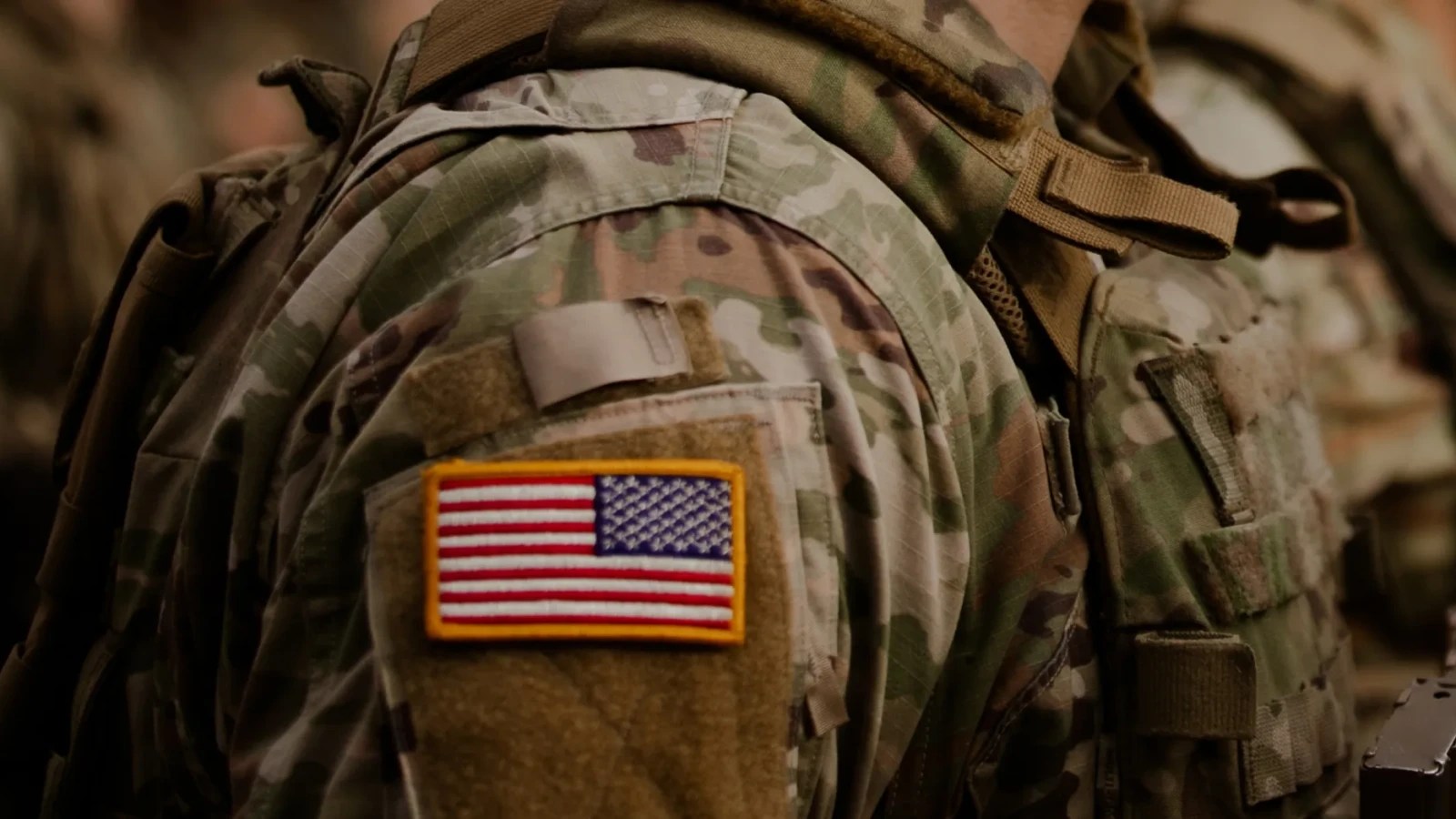 Soldați americani în echipament militar în Germania, pregătiți pentru retragere și relocare trupe SUA Polonia, prezență militară est Europa. | sursa foto: Stiri pe Surse Soldați americani în echipament militar în Germania, pregătiți pentru retragere și relocare trupe SUA Polonia, prezență militară est Europa. | sursa foto: Stiri pe Surse