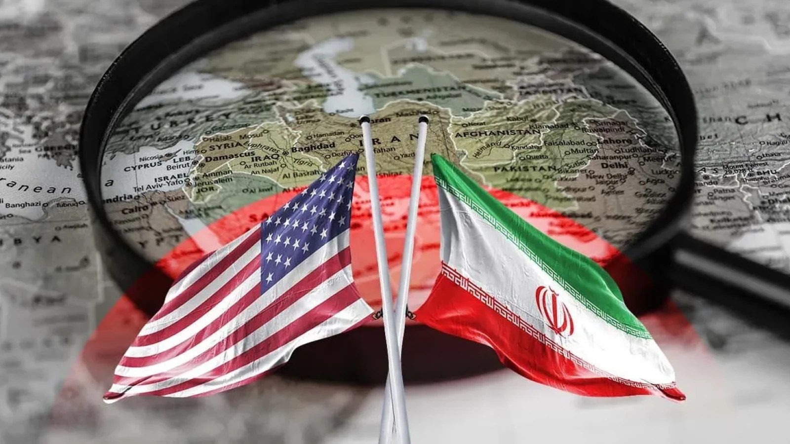 Forțe militare americane lansând rachete asupra bazelor iraniene în Strâmtoarea Ormuz ca parte a autoapărării militare în atacuri SUA Iran. | sursa foto: Stiri pe Surse Forțe militare americane lansând rachete asupra bazelor iraniene în Strâmtoarea Ormuz ca parte a autoapărării militare în atacuri SUA Iran. | sursa foto: Stiri pe Surse