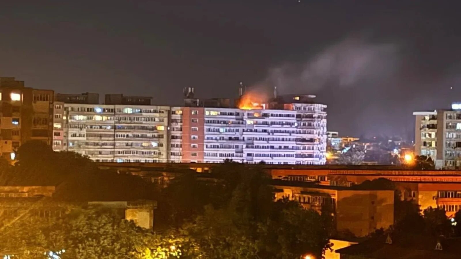 Sistemul antidronă MEROPS instalat pe teren în apropiere de Galați, parte din apărarea NATO după incident Galați cu dronă rusească. | sursa foto: Stiri pe Surse Sistemul antidronă MEROPS instalat pe teren în apropiere de Galați, parte din apărarea NATO după incident Galați cu dronă rusească. | sursa foto: Stiri pe Surse