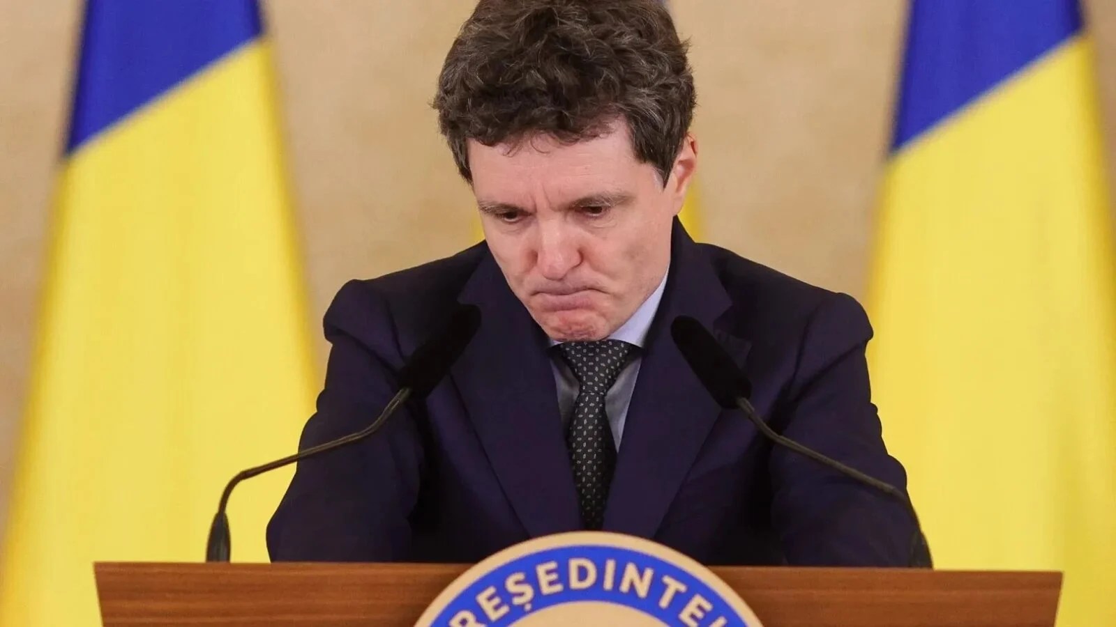 Nicușor Dan și Siegfried Mureșan discută la Palatul Cotroceni despre formarea Guvernului și negocieri cu PSD | sursa foto: Stiri pe Surse Nicușor Dan și Siegfried Mureșan discută la Palatul Cotroceni despre formarea Guvernului și negocieri cu PSD | sursa foto: Stiri pe Surse