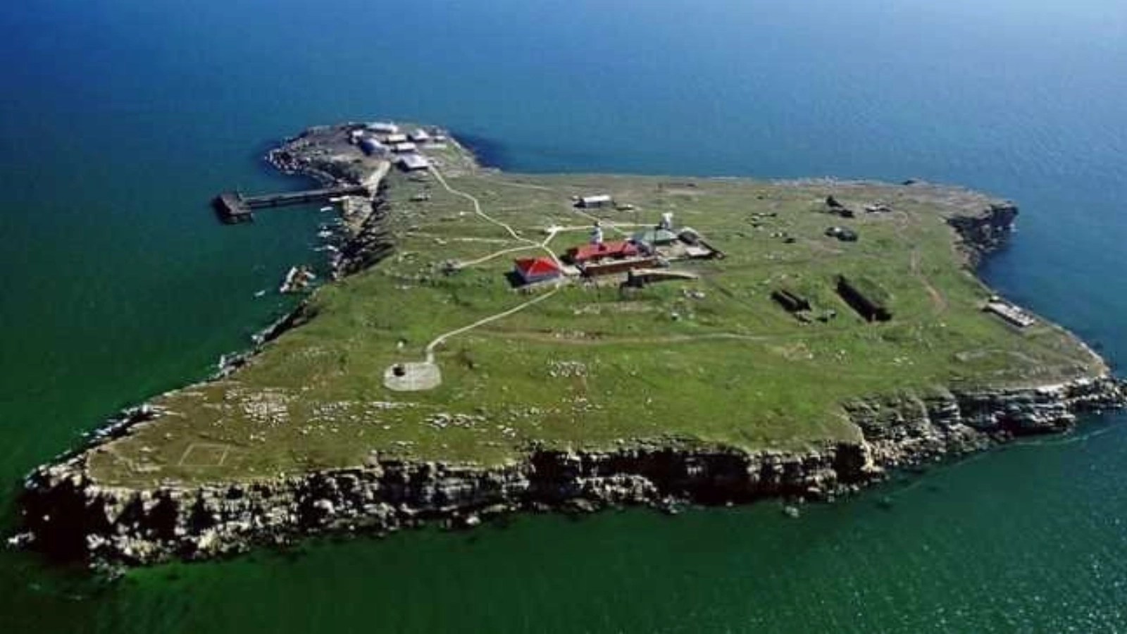 Două drone detectate la 25 km de Insula Șerpilor interceptate de aeronave F-18 spaniole, însoțite de mesaj RO-Alert pentru populația din Tulcea. | sursa foto: Stiri pe Surse Două drone detectate la 25 km de Insula Șerpilor interceptate de aeronave F-18 spaniole, însoțite de mesaj RO-Alert pentru populația din Tulcea. | sursa foto: Stiri pe Surse