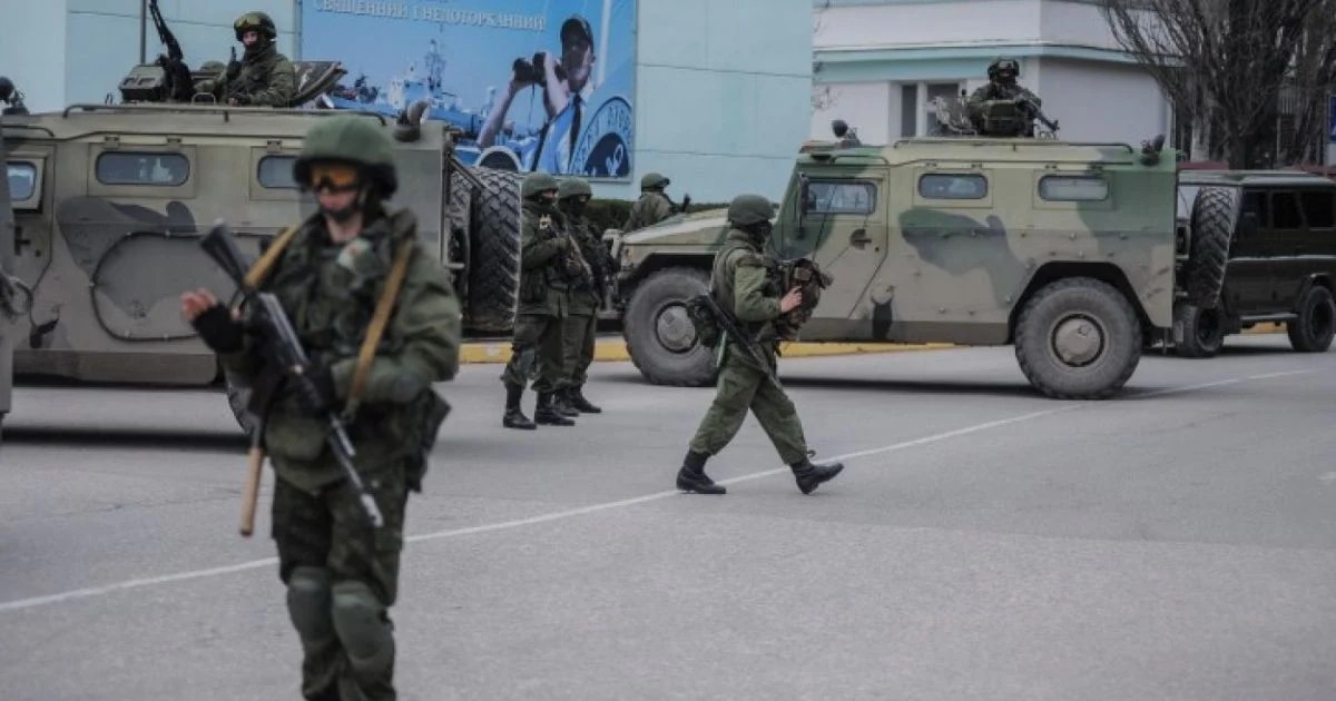 Harta Europei cu marcaje pe țări vizate de sabotaj rusesc și simboluri ale serviciilor secrete pentru securitate națională. | sursa foto: Adevarul Harta Europei cu marcaje pe țări vizate de sabotaj rusesc și simboluri ale serviciilor secrete pentru securitate națională. | sursa foto: Adevarul