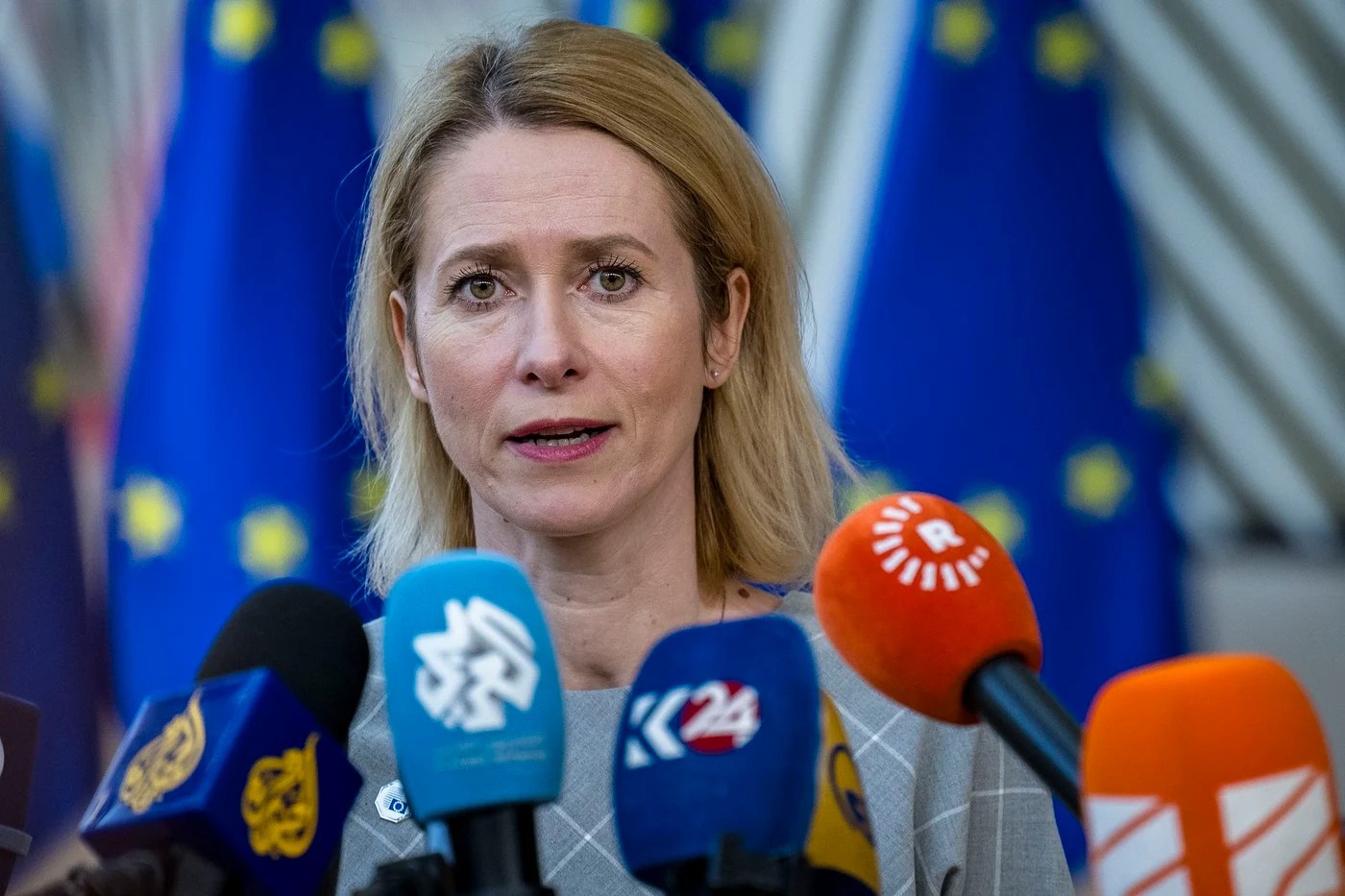 Sediul unei misiuni diplomatice rusești în Europa, simbolizând reducerea misiunii diplomatice ruse și măsuri împotriva spionajului rus pentru securitatea UE. | sursa foto: Adevarul Sediul unei misiuni diplomatice rusești în Europa, simbolizând reducerea misiunii diplomatice ruse și măsuri împotriva spionajului rus pentru securitatea UE. | sursa foto: Adevarul