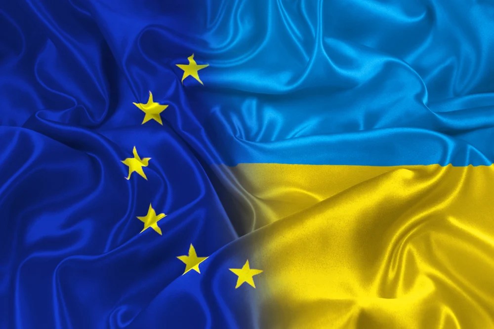 Harta Europei evidențiind Ucraina și Uniunea Europeană, simbolizând aderarea Ucrainei UE și impactul asupra securității europene și integrării politice Ucraina. | sursa foto: Adevarul Harta Europei evidențiind Ucraina și Uniunea Europeană, simbolizând aderarea Ucrainei UE și impactul asupra securității europene și integrării politice Ucraina. | sursa foto: Adevarul