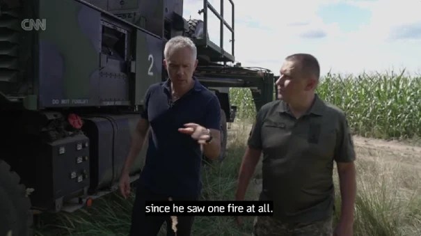 Sistem antiaerian Patriot abandonat într-un lan de porumb din Ucraina, simbol al dificultăților în război Ucraina și protejarea exporturilor agricole. | sursa foto: Adevarul Sistem antiaerian Patriot abandonat într-un lan de porumb din Ucraina, simbol al dificultăților în război Ucraina și protejarea exporturilor agricole. | sursa foto: Adevarul
