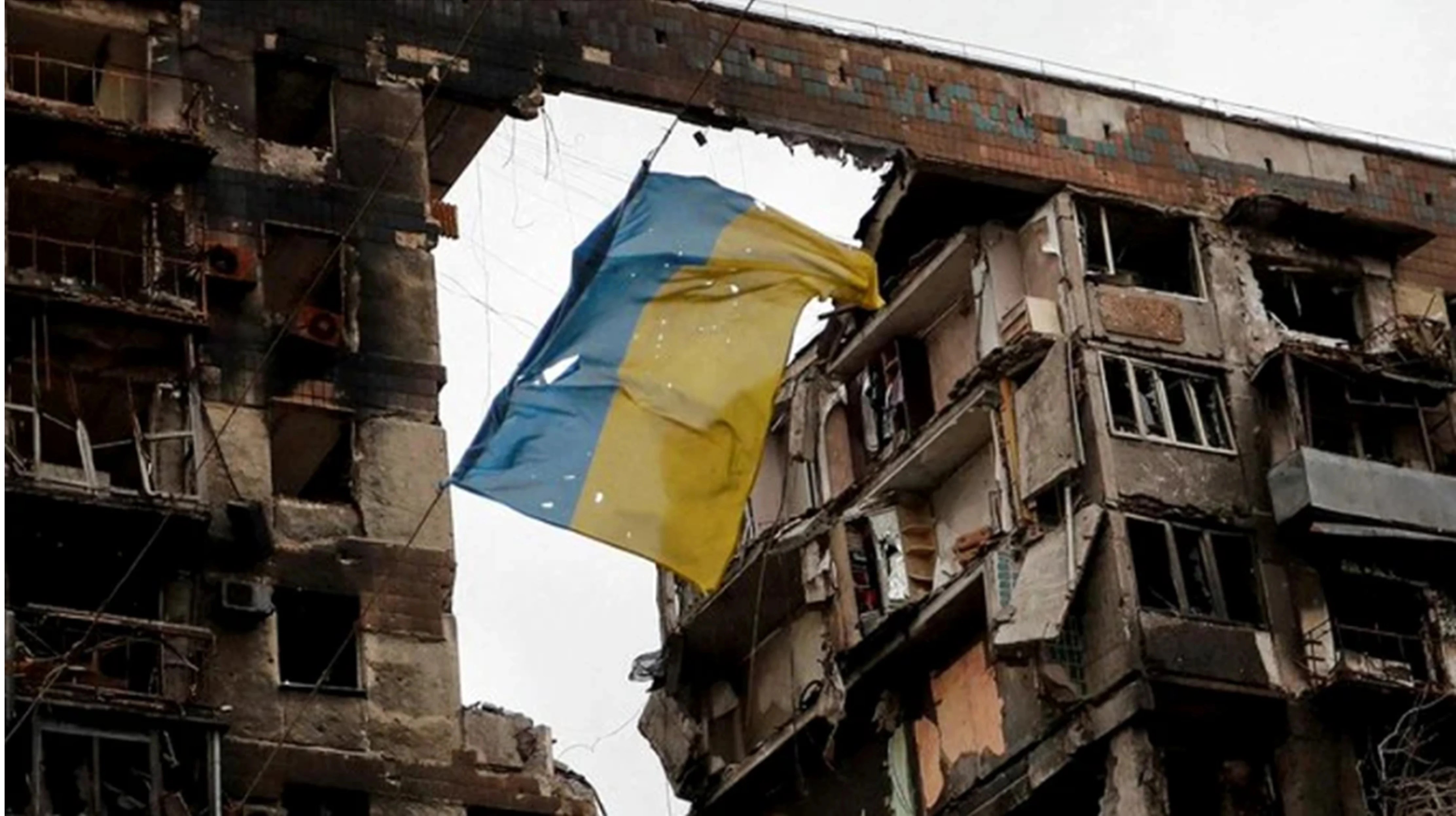 Harta Europei evidențiind Ucraina și statele UE, simbolizând clauza europeană solidaritate și posibilitatea intervenției militare europene după aderarea Ucrainei UE. | sursa foto: Adevarul Harta Europei evidențiind Ucraina și statele UE, simbolizând clauza europeană solidaritate și posibilitatea intervenției militare europene după aderarea Ucrainei UE. | sursa foto: Adevarul