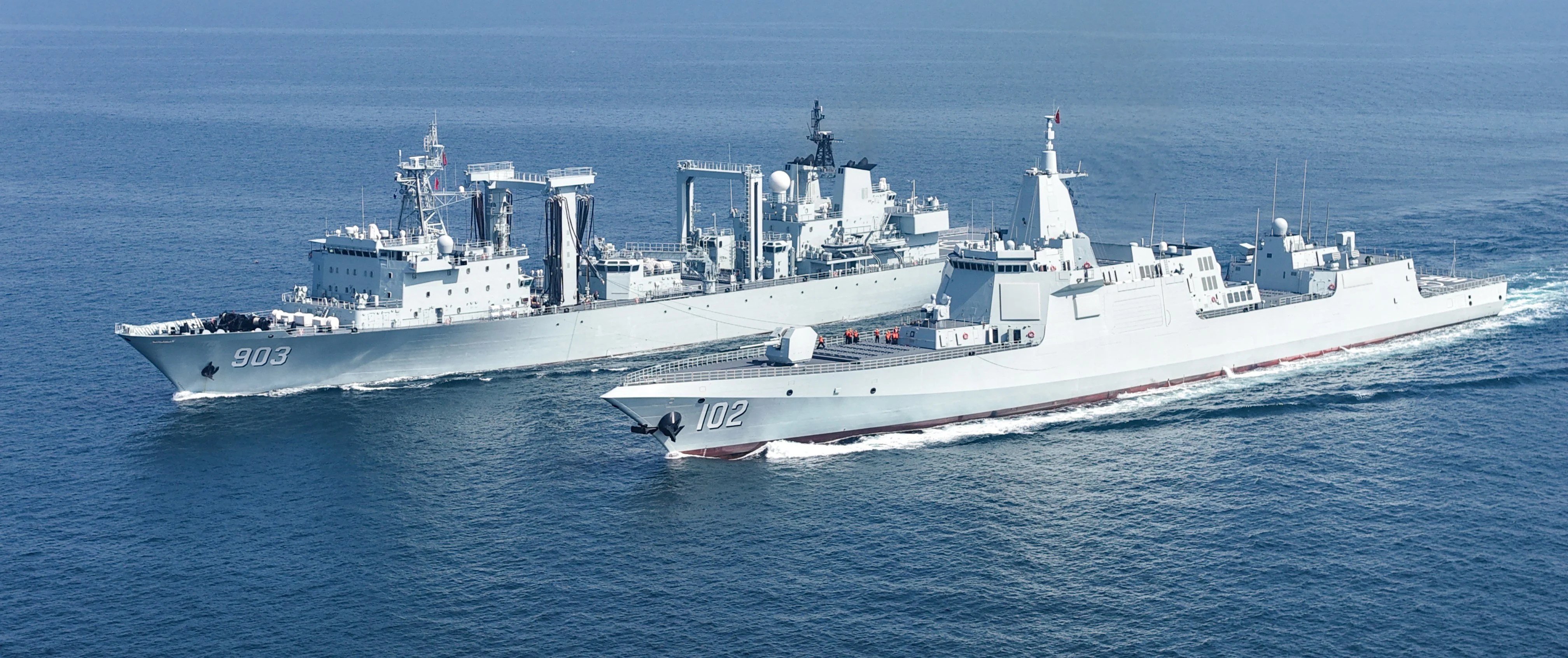 Fregată 054B în construcție la șantierul naval Hudong-Zhonghua, evidențiind capacitatea rachetelor și construcția submarine noi în China. | sursa foto: Adevarul Fregată 054B în construcție la șantierul naval Hudong-Zhonghua, evidențiind capacitatea rachetelor și construcția submarine noi în China. | sursa foto: Adevarul