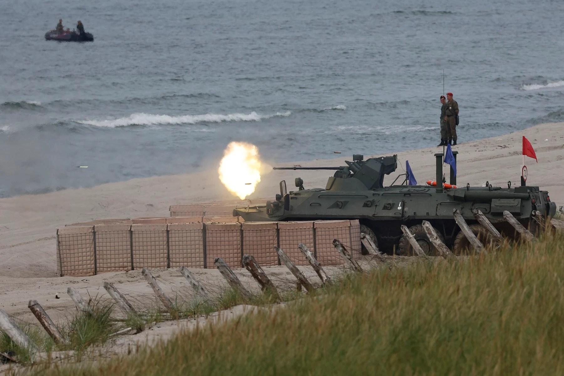 Harta Europei cu evidențierea României și flancurilor NATO, ilustrând securitate România, garanții NATO și amenințare Rusia în contextul geopolitic actual. | sursa foto: Adevarul Harta Europei cu evidențierea României și flancurilor NATO, ilustrând securitate România, garanții NATO și amenințare Rusia în contextul geopolitic actual. | sursa foto: Adevarul
