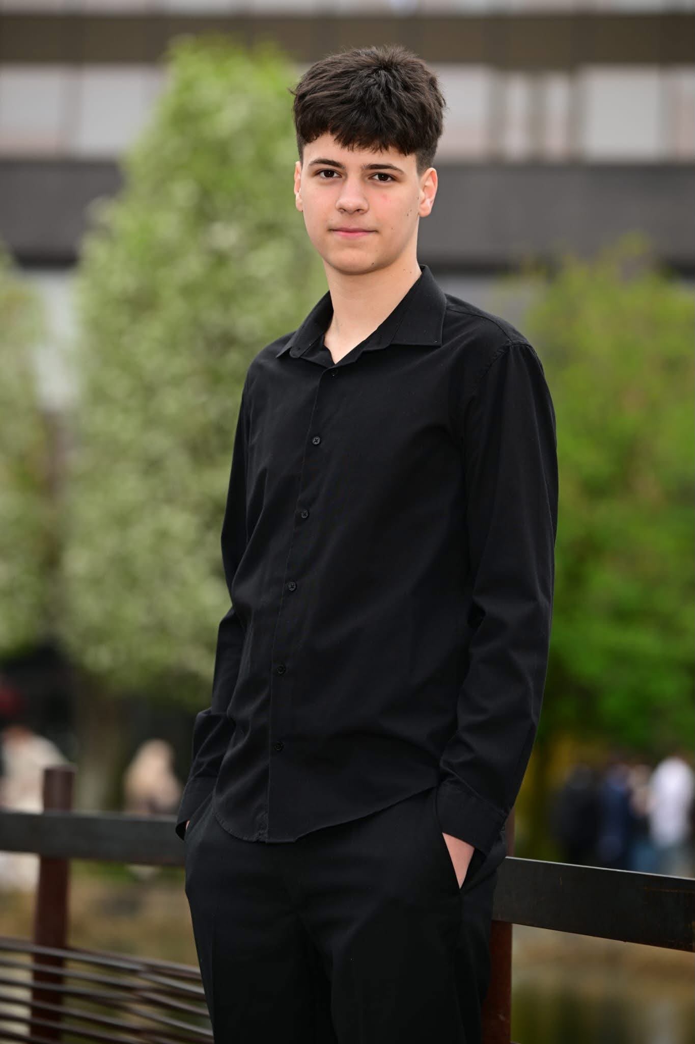 Adolescent de 15 ani căzut de pe trotineta electrică pe stradă în Timiș, accident trotineta electrica soldat cu moarte adolescent și apel pentru interzicere trotinete minori. | sursa foto: WowBiz Adolescent de 15 ani căzut de pe trotineta electrică pe stradă în Timiș, accident trotineta electrica soldat cu moarte adolescent și apel pentru interzicere trotinete minori. | sursa foto: WowBiz
