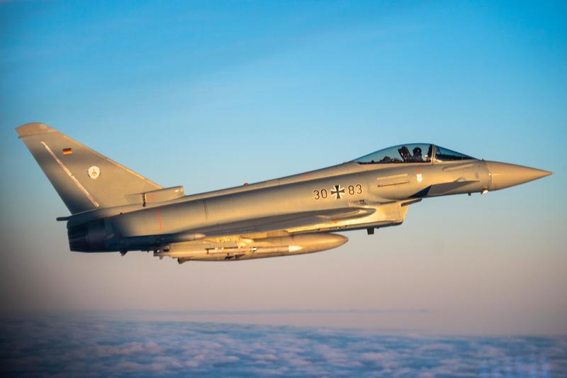 Avioane Eurofighter Typhoon în zbor deasupra Deltei Dunării în timpul alertei MApN pentru drone neautorizate în spațiul aerian românesc | sursa foto: HotNews Avioane Eurofighter Typhoon în zbor deasupra Deltei Dunării în timpul alertei MApN pentru drone neautorizate în spațiul aerian românesc | sursa foto: HotNews