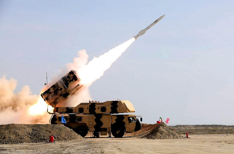 Rachete Iran lansate spre Kuweit și Bahrain în apropierea Strâmtorii Ormuz, parte a conflictului SUA-Iran în Golf. | sursa foto: HotNews Rachete Iran lansate spre Kuweit și Bahrain în apropierea Strâmtorii Ormuz, parte a conflictului SUA-Iran în Golf. | sursa foto: HotNews
