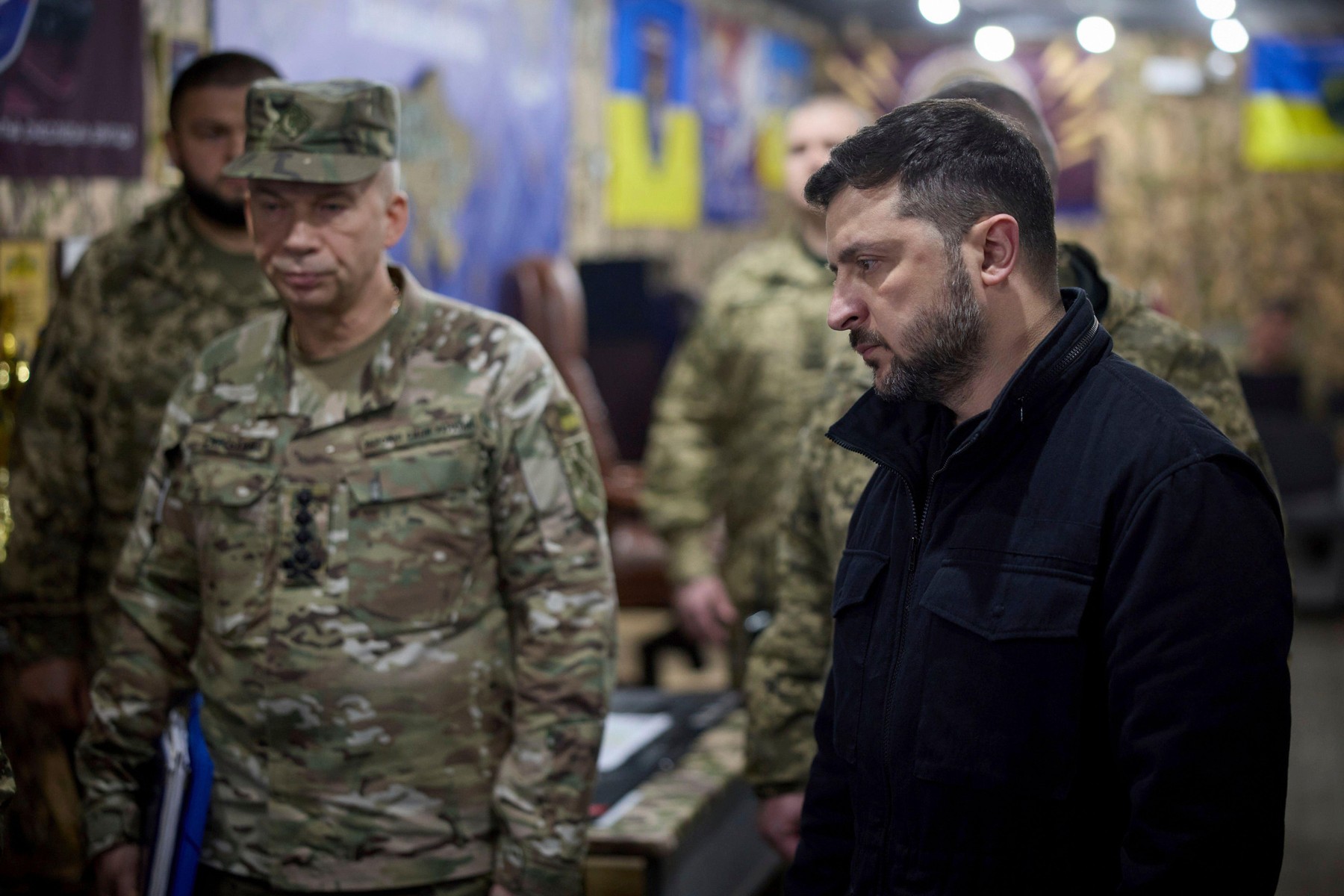 Președintele Zelenski discutând riscurile rachetelor Oreșnik și dronelor rusești lansate din Belarus în conflictul cu Ucraina | sursa foto: HotNews Președintele Zelenski discutând riscurile rachetelor Oreșnik și dronelor rusești lansate din Belarus în conflictul cu Ucraina | sursa foto: HotNews