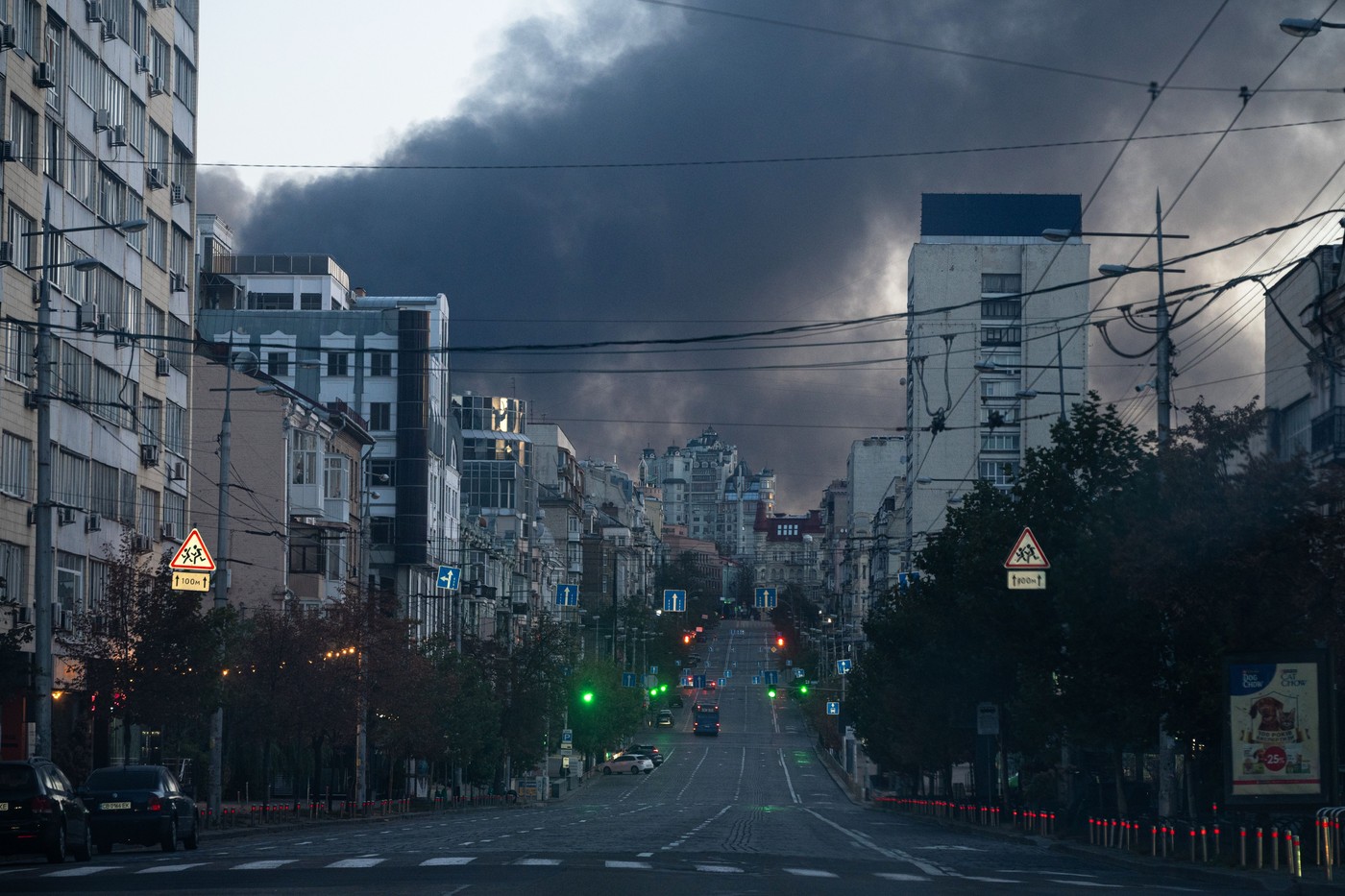 Clădirea avariată a postului de televiziune „My Ukraina” în Kiev după atac dronă Kiev, cu Volodimir Zelenski cerând reacție internațională. | sursa foto: HotNews Clădirea avariată a postului de televiziune „My Ukraina” în Kiev după atac dronă Kiev, cu Volodimir Zelenski cerând reacție internațională. | sursa foto: HotNews