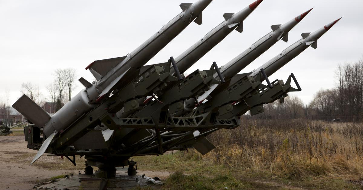 Oficiali militari europeni și israelieni semnând acordul „Achilles Shield” pentru apărare Israel și cooperare militară Europa în securitate cibernetică. | sursa foto: Digi24 Oficiali militari europeni și israelieni semnând acordul „Achilles Shield” pentru apărare Israel și cooperare militară Europa în securitate cibernetică. | sursa foto: Digi24