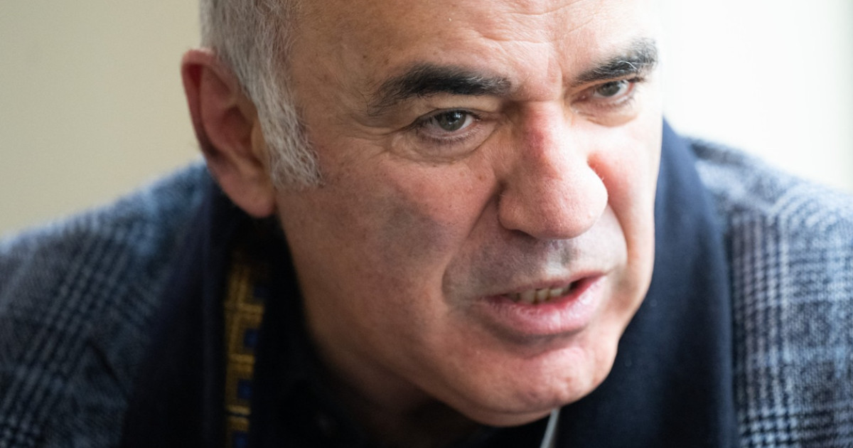Garry Kasparov vorbind la o conferință despre război Ucraina și Vladimir Putin, subliniind riscul escaladării conflictului. | sursa foto: Digi24 Garry Kasparov vorbind la o conferință despre război Ucraina și Vladimir Putin, subliniind riscul escaladării conflictului. | sursa foto: Digi24