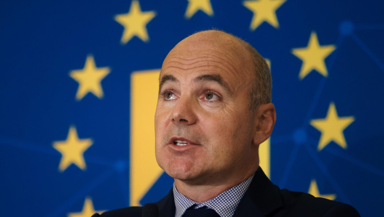 Portretul lui Rareș Bogdan, care cere votul parlamentarilor PNL pentru guvernul Bolojan 2 | sursa foto: Digi24 Portretul lui Rareș Bogdan, care cere votul parlamentarilor PNL pentru guvernul Bolojan 2 | sursa foto: Digi24